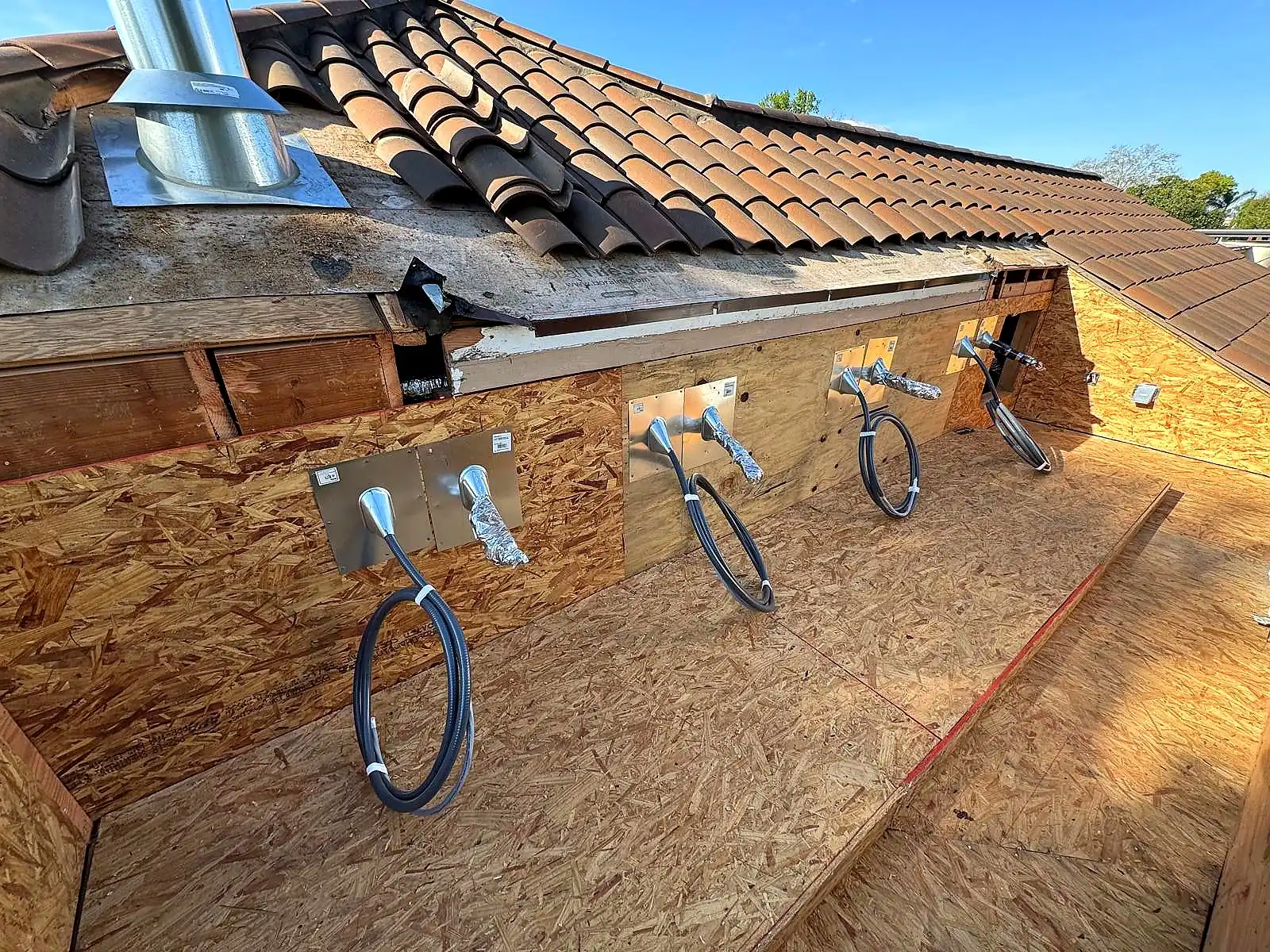 GFCI outlet installation in Los Angeles home